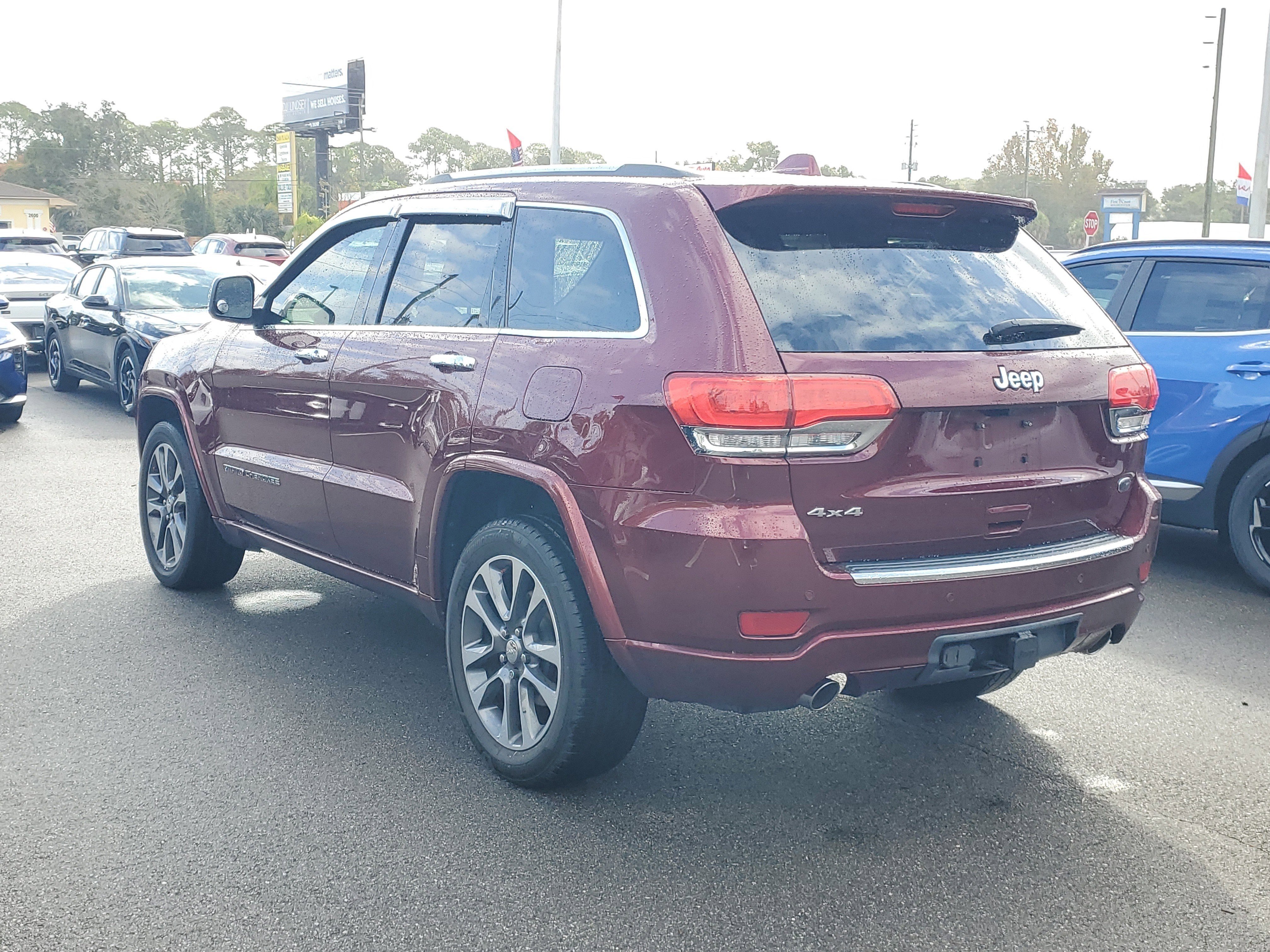 Used 2017 Jeep Grand Cherokee Overland image 4