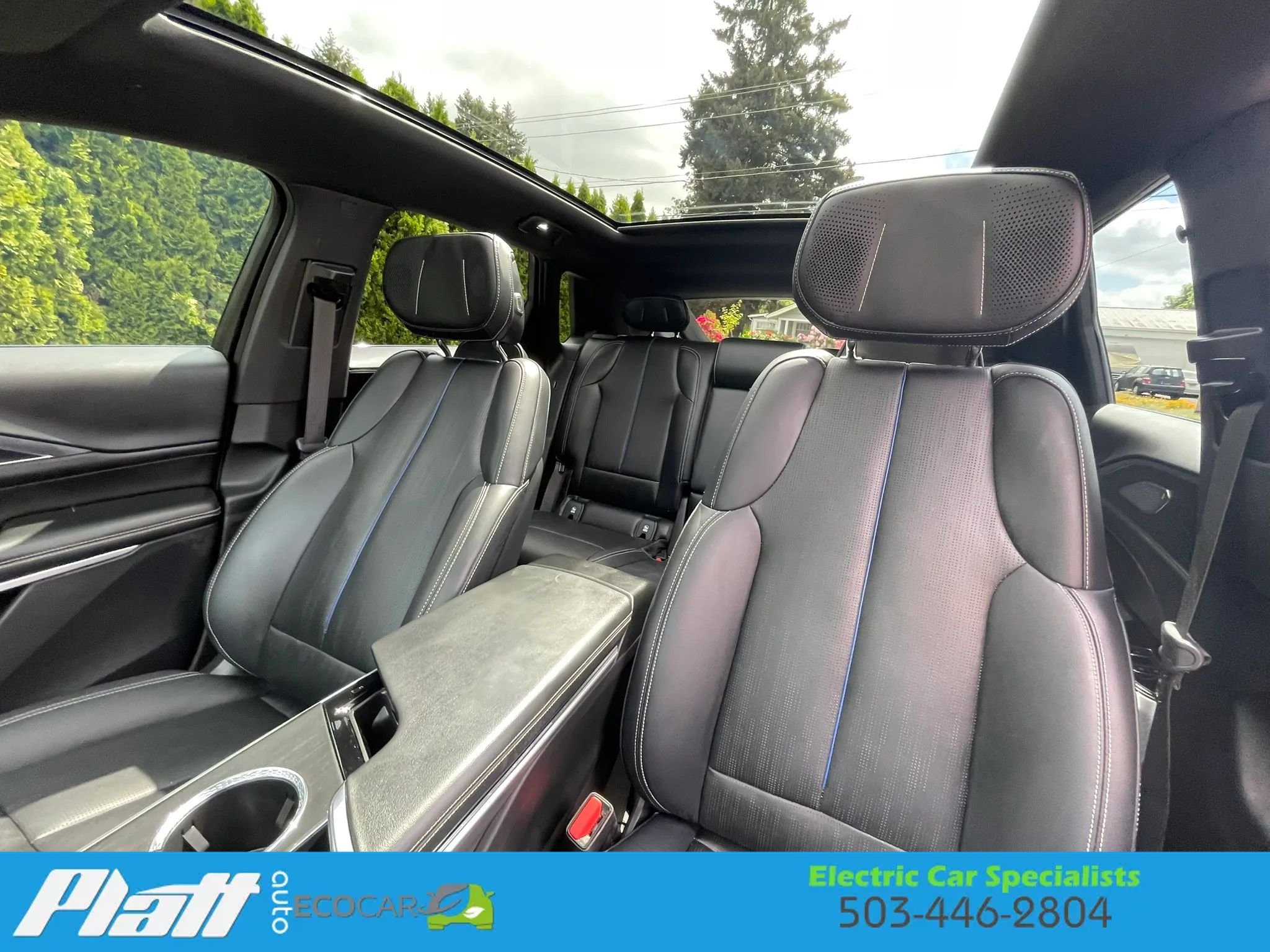 Used 2024 Cadillac Lyriq Sport AWD/4WD image 42