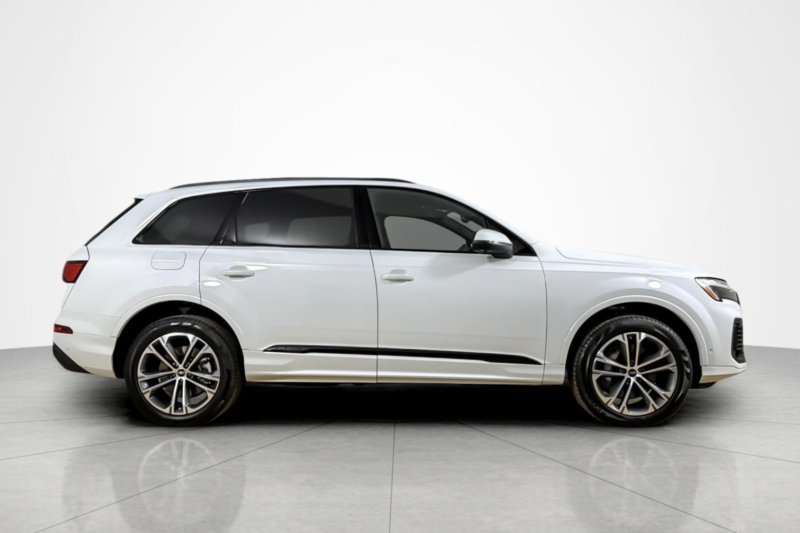 New 2026 Audi Q7 2.0T Premium AWD/4WD image 7