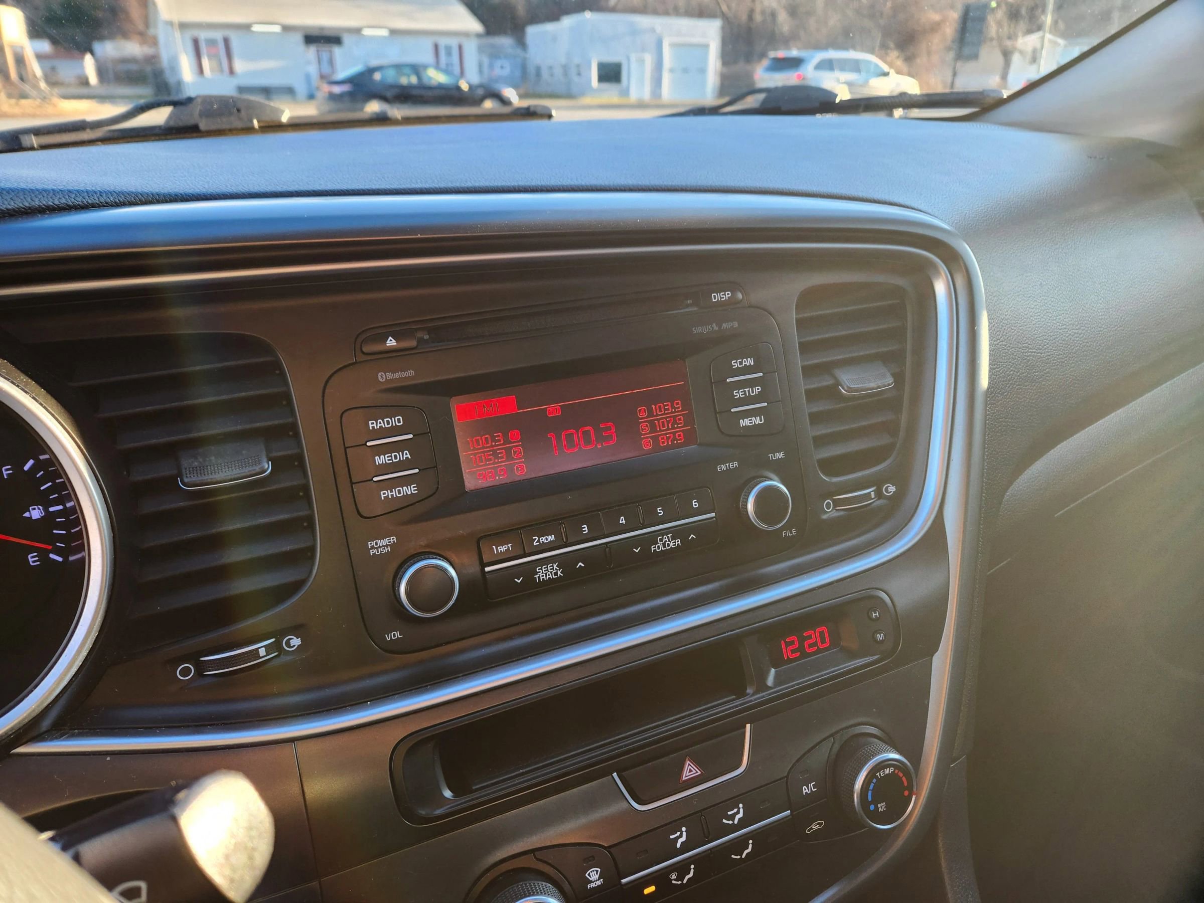 Used 2015 Kia Optima LX image 26