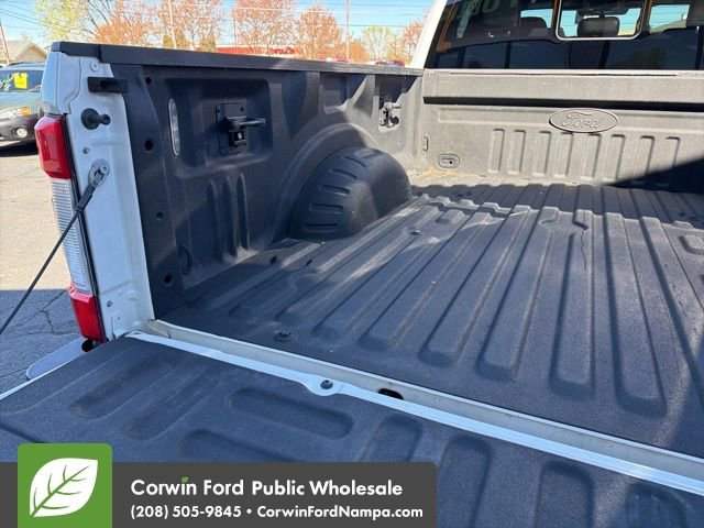 Used 2018 Ford F250 Lariat image 31