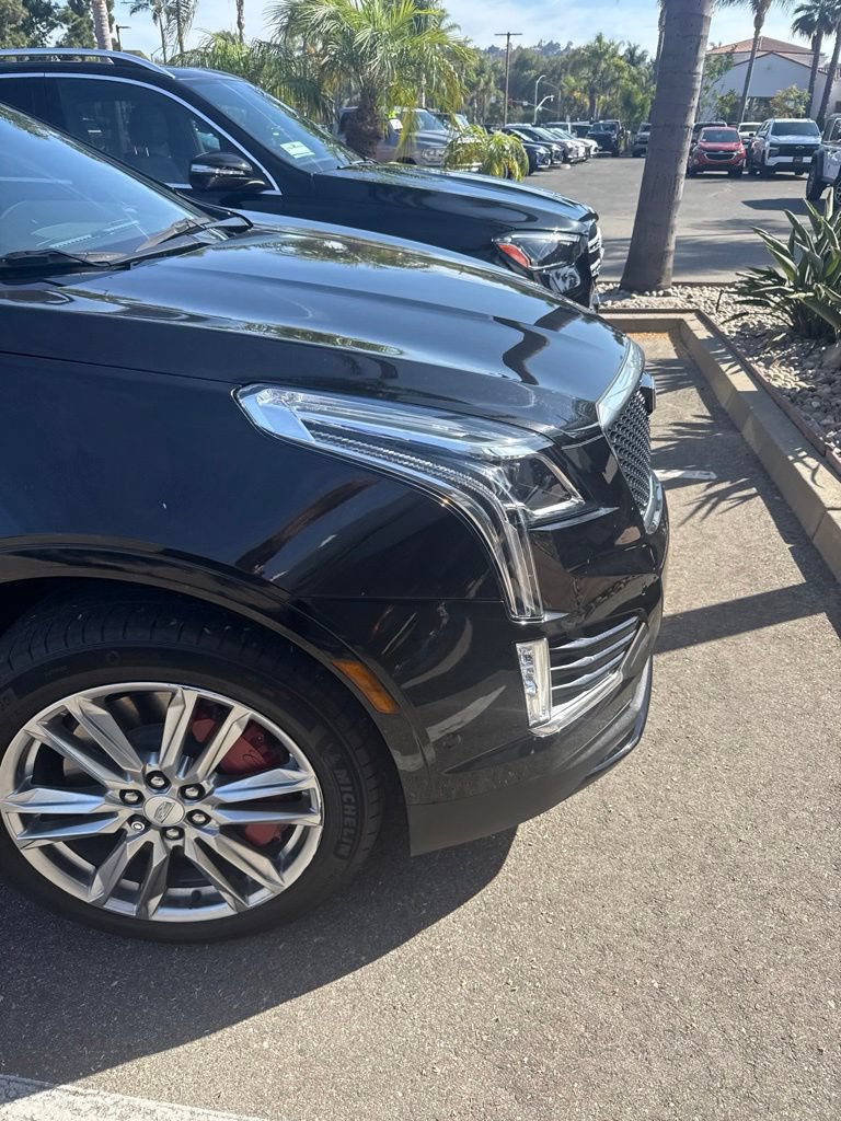 Used 2023 Cadillac XT5 Sportv w/ Technology Package AWD/4WD image 8