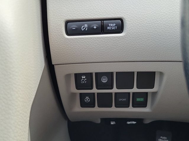 Certified 2021 Nissan Rogue Sport SV FWD image 22