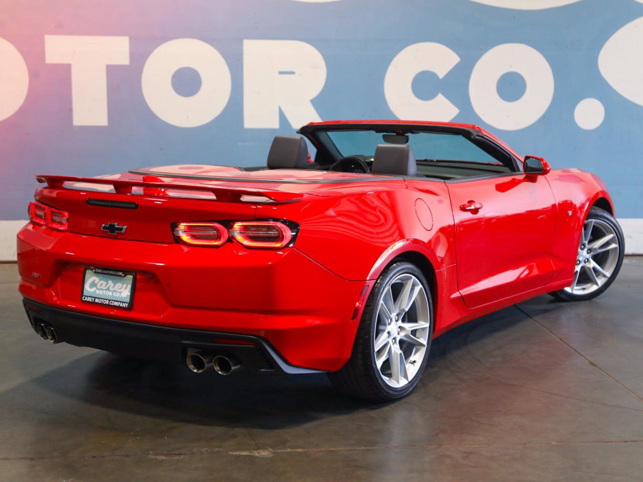 Used 2019 Chevrolet Camaro SS RWD image 23