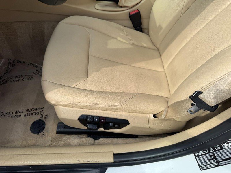 Used 2015 BMW 320i xDrive Sedan image 15
