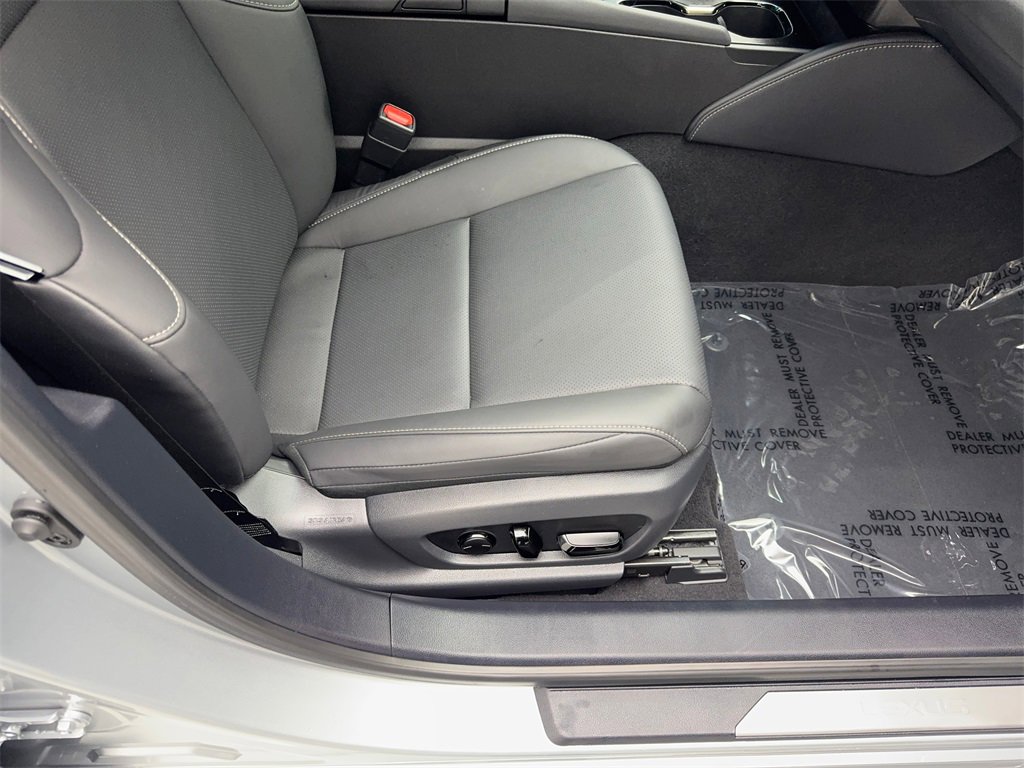 Used 2024 Lexus ES 350 image 43