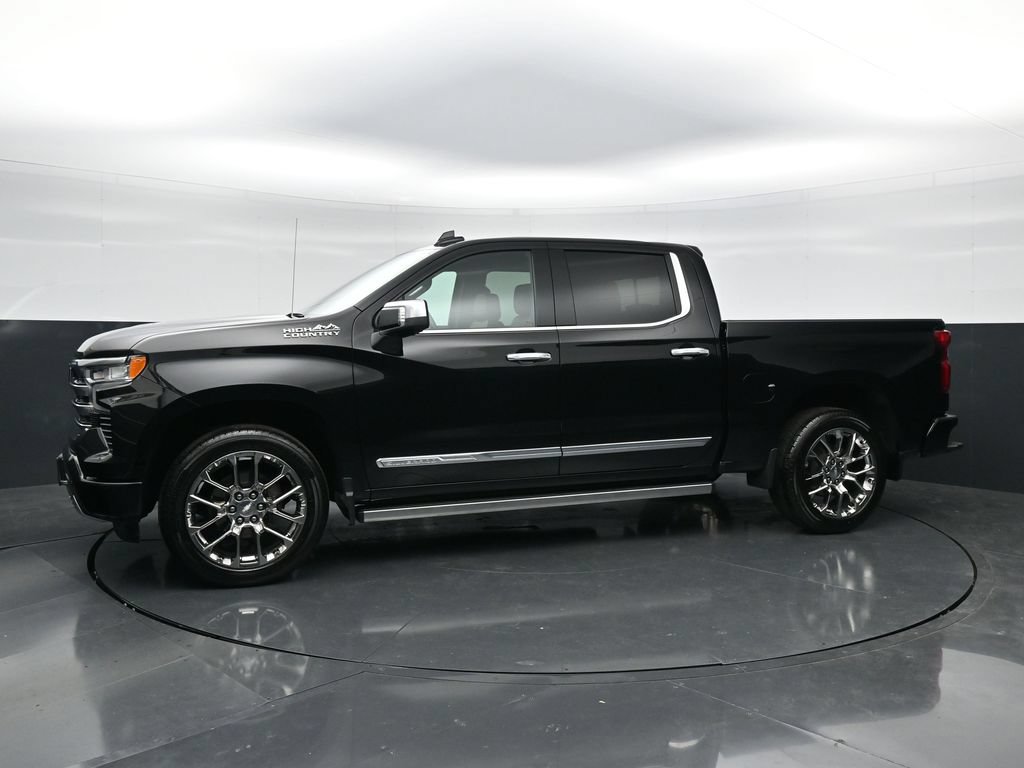 Used 2025 Chevrolet Silverado 1500 High Country AWD/4WD image 6