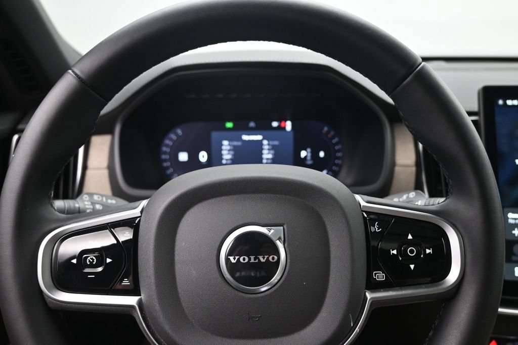 Used 2026 Volvo XC90 B6 Plus AWD/4WD image 12