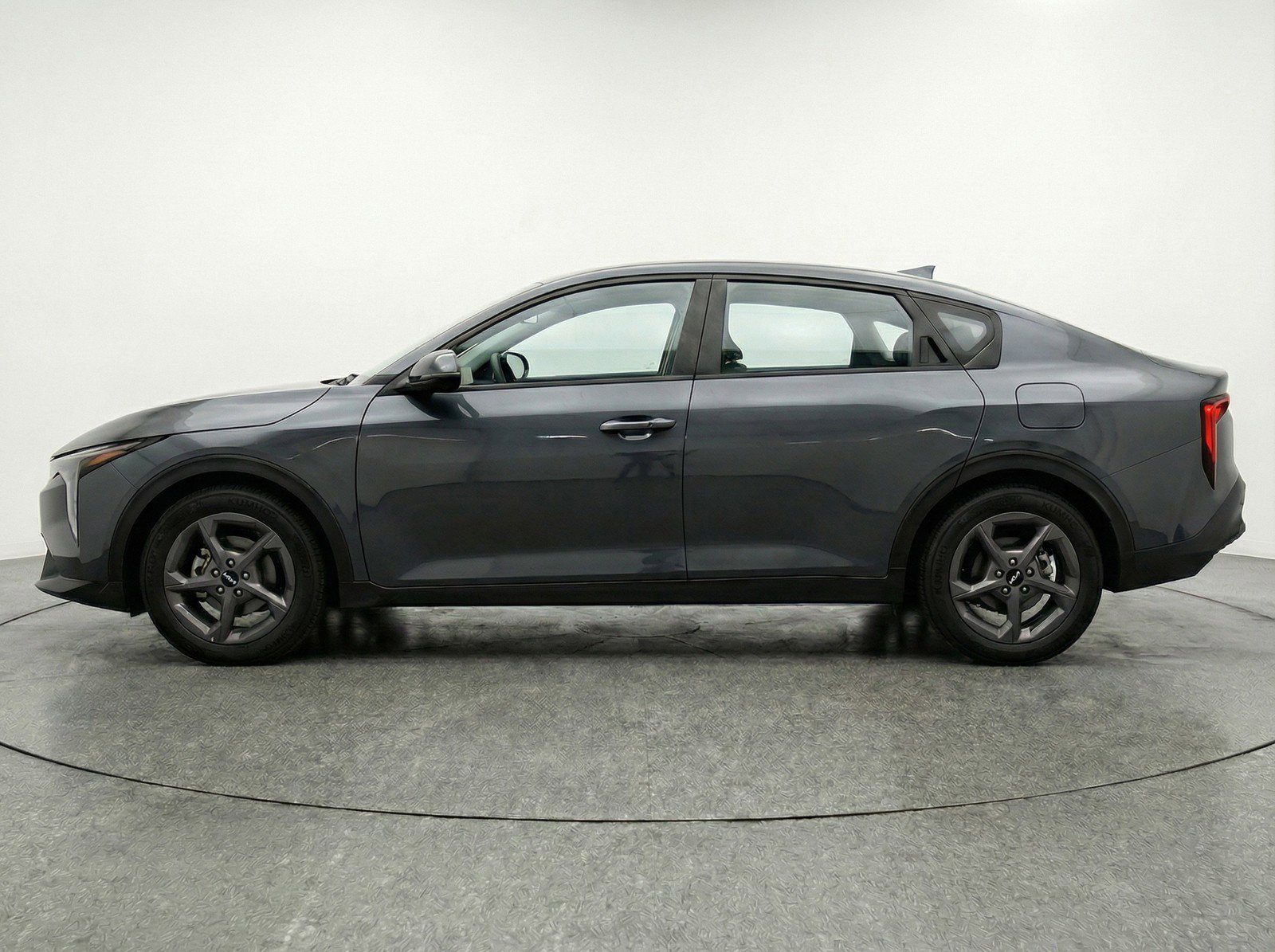 Used 2025 Kia K4 FWD image 5