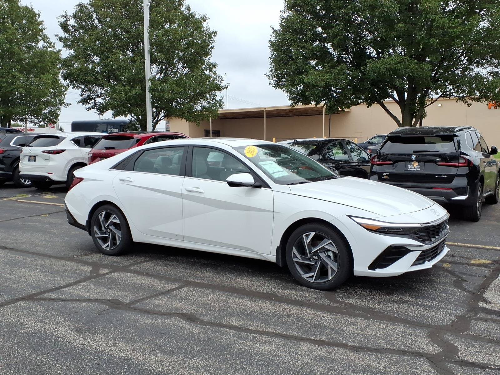 New 2025 Hyundai Elantra Limited