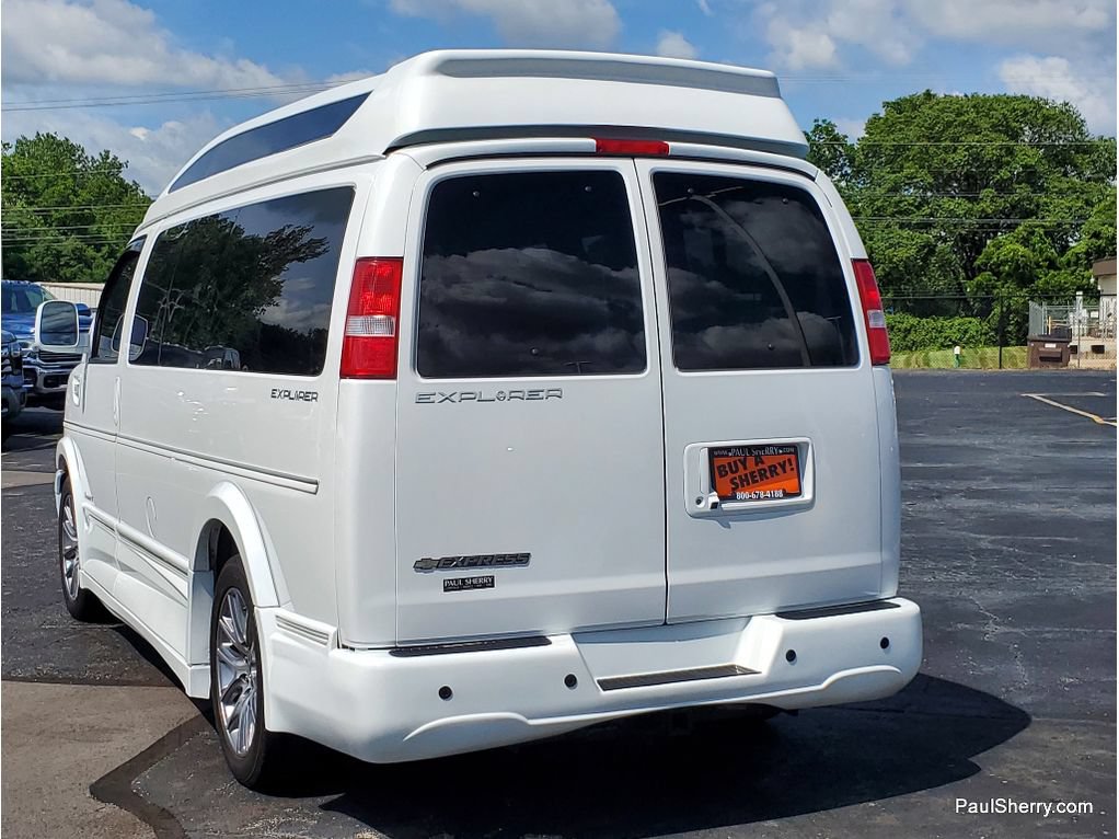 Used 2020 Chevrolet Express 2500 w/ Enhanced Convenience Package RWD image 16