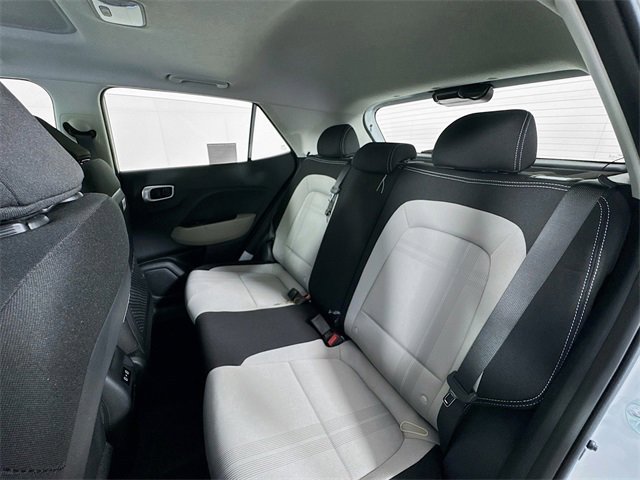 New 2025 Hyundai Venue SEL image 17