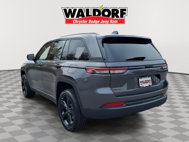 New 2025 Jeep Grand Cherokee 4WD image 5