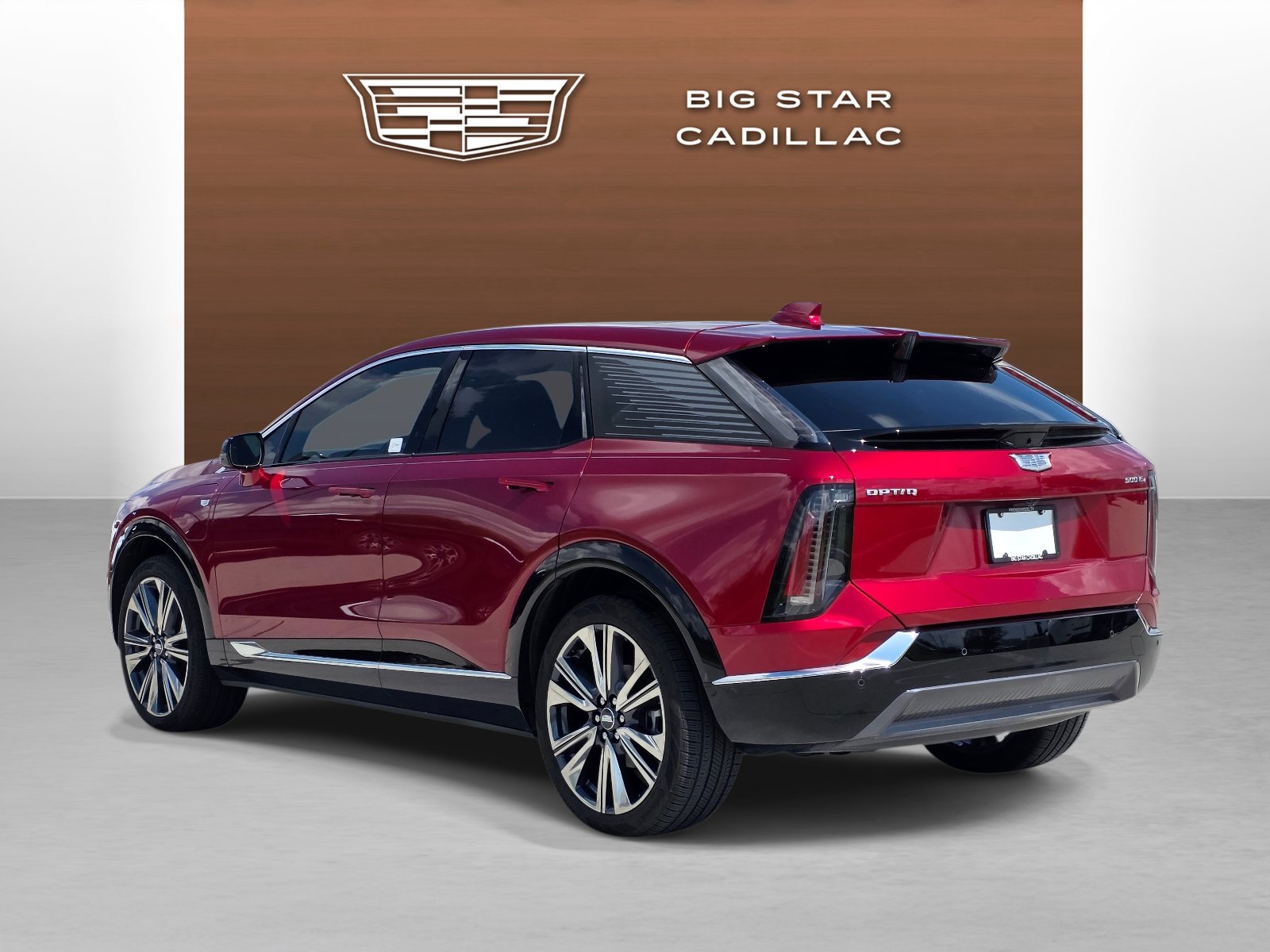 Used 2026 Cadillac Optiq Luxury 2 w/ LPO, Floor Liner Package AWD/4WD image 3