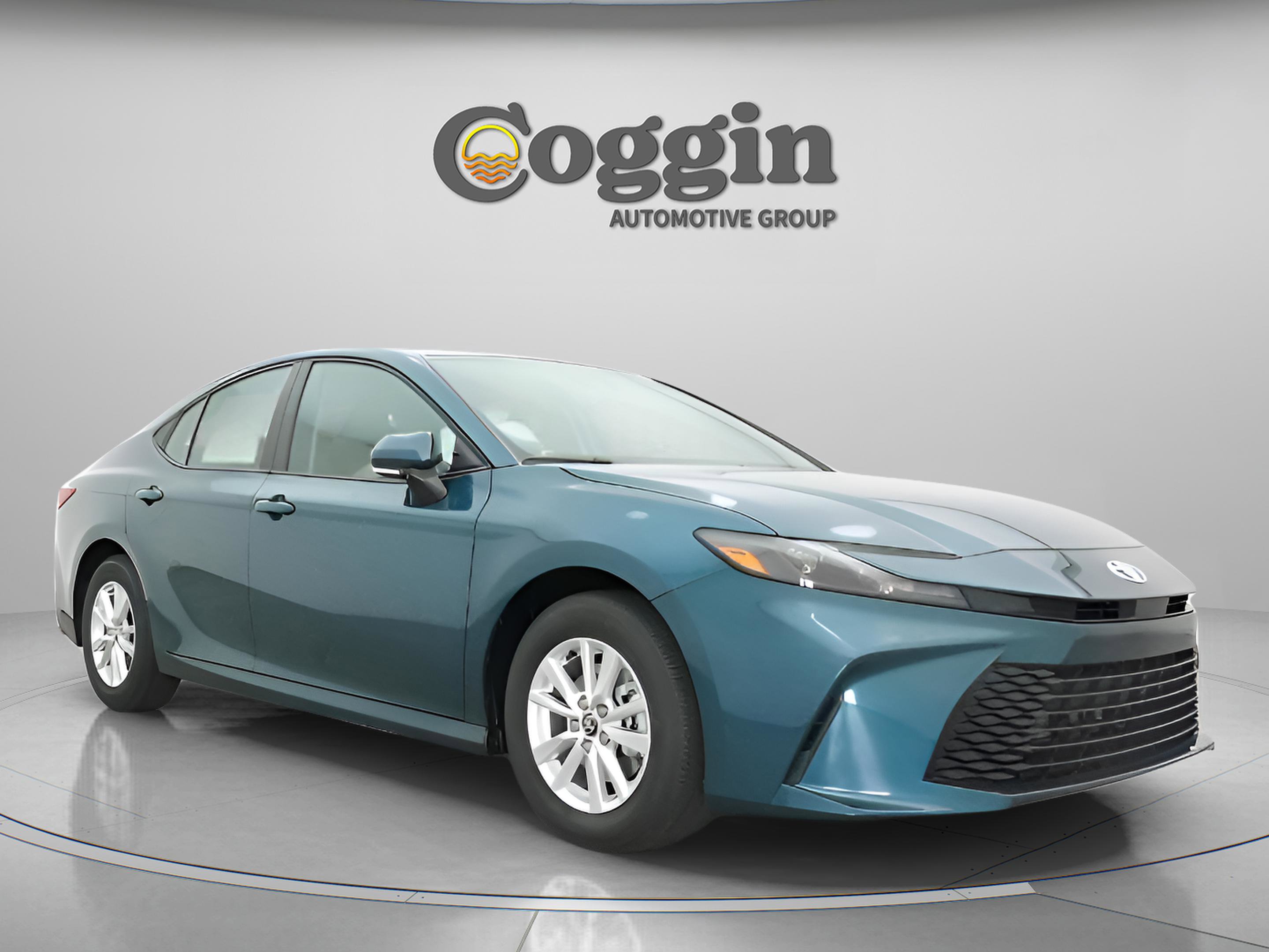 Used 2026 Toyota Camry LE w/ Convenience Package FWD image 25