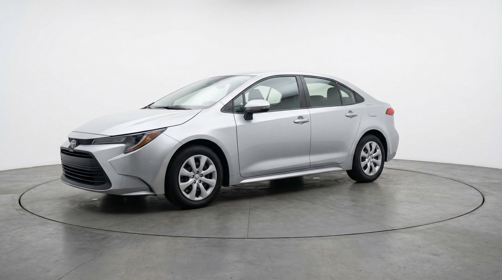 Used 2025 Toyota Corolla LE FWD image 3