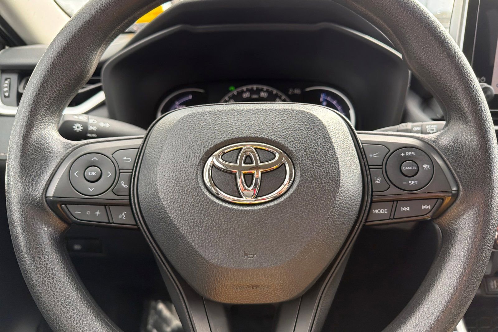 Certified 2025 Toyota RAV4 XLE image 27