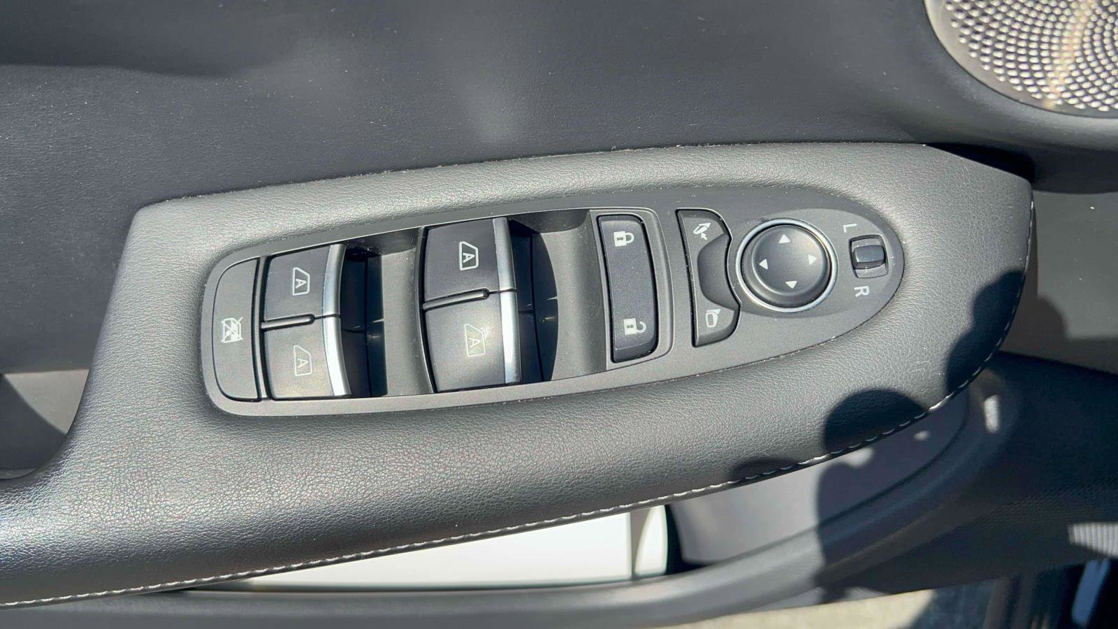 Used 2023 INFINITI QX50 Luxe AWD/4WD image 20