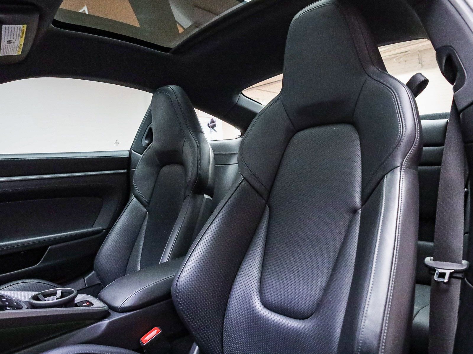 Certified 2024 Porsche 911 Carrera S RWD image 5