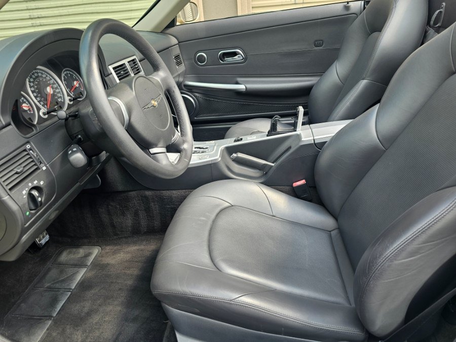 Used 2008 Chrysler Crossfire Limited RWD image 7