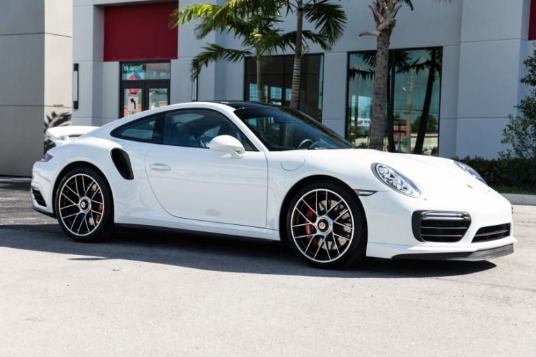 Used 2018 Porsche 911 Turbo image 9