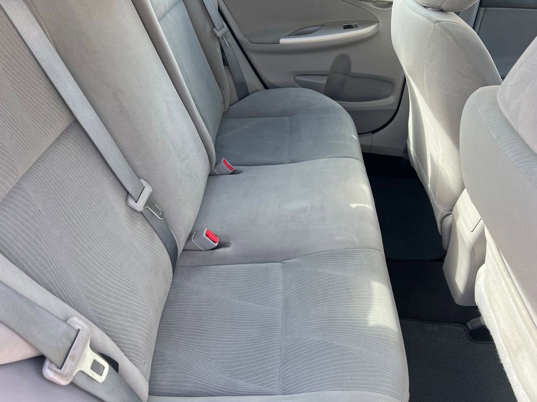 Used 2012 Toyota Corolla LE image 12