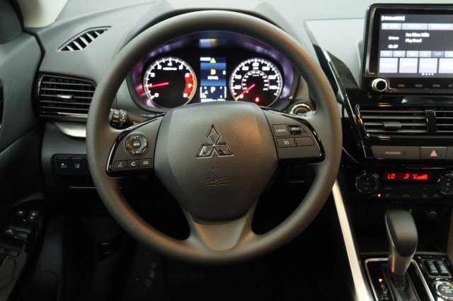 New 2026 Mitsubishi Eclipse Cross LE AWD/4WD image 20