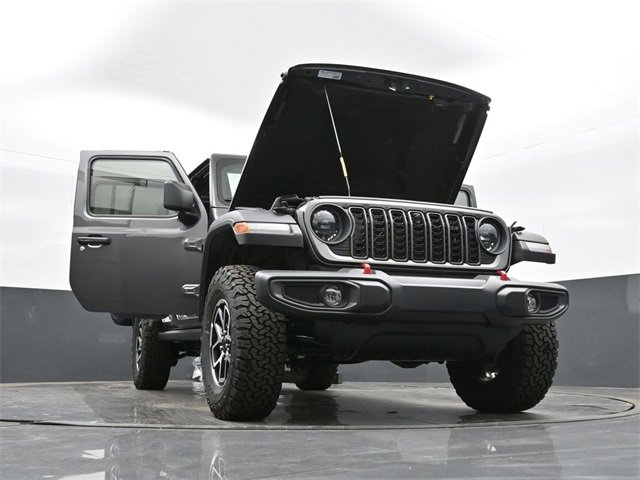 Used 2024 Jeep Wrangler Unlimited Rubicon w/ Technology Group image 51