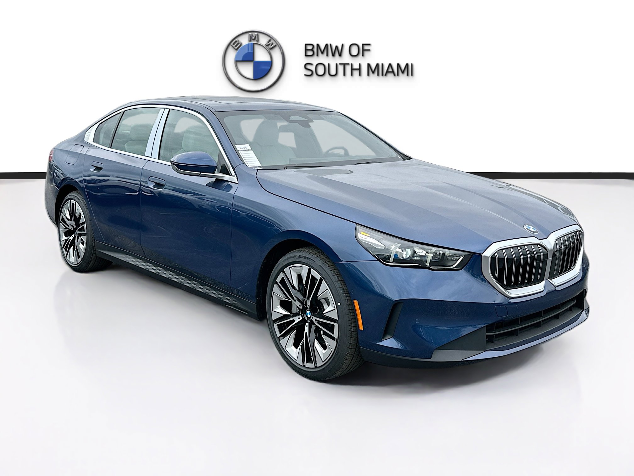 New 2026 BMW 530i w/ Convenience Package image 1