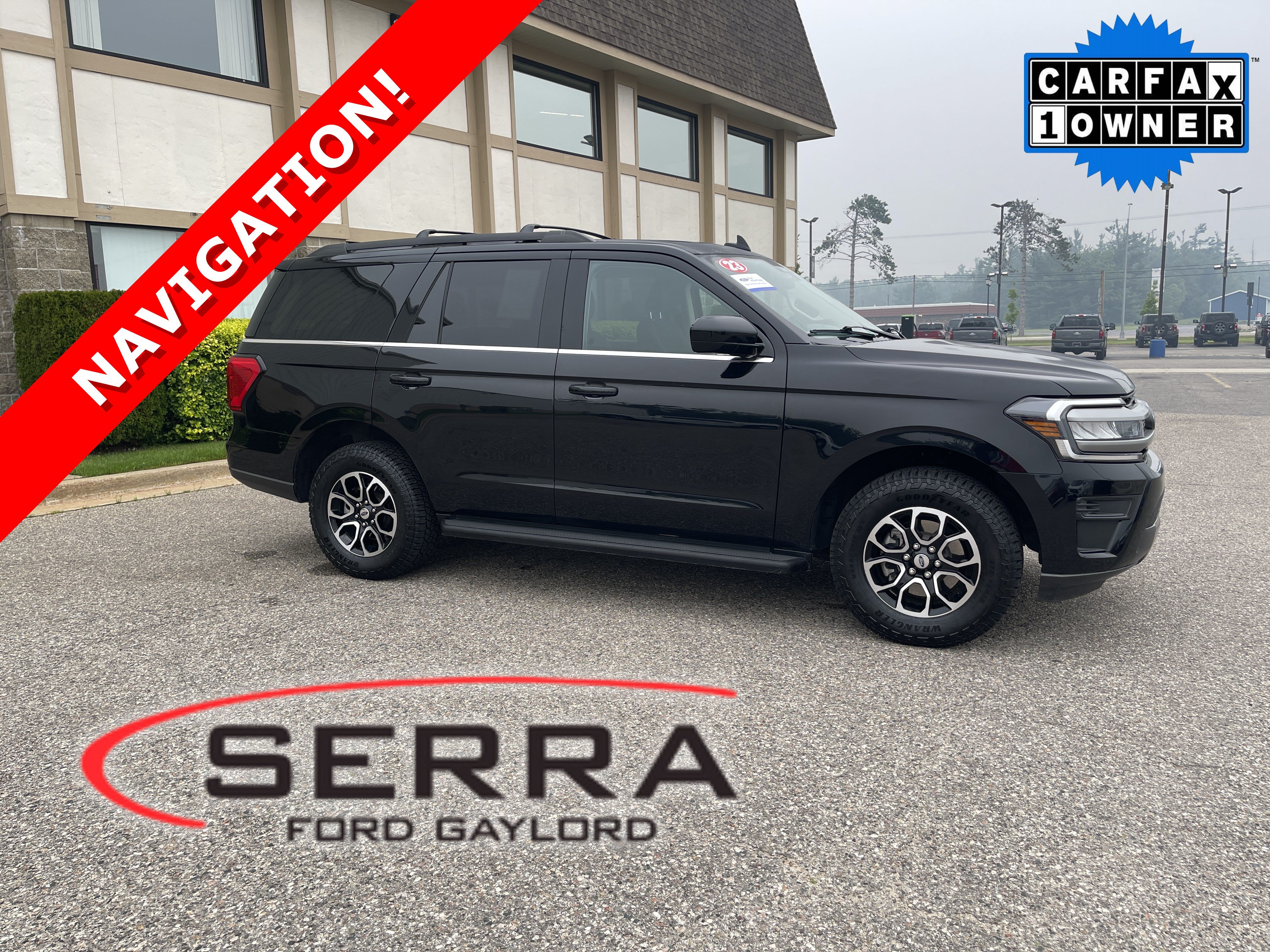 Used 2023 Ford Expedition XL AWD/4WD image 1