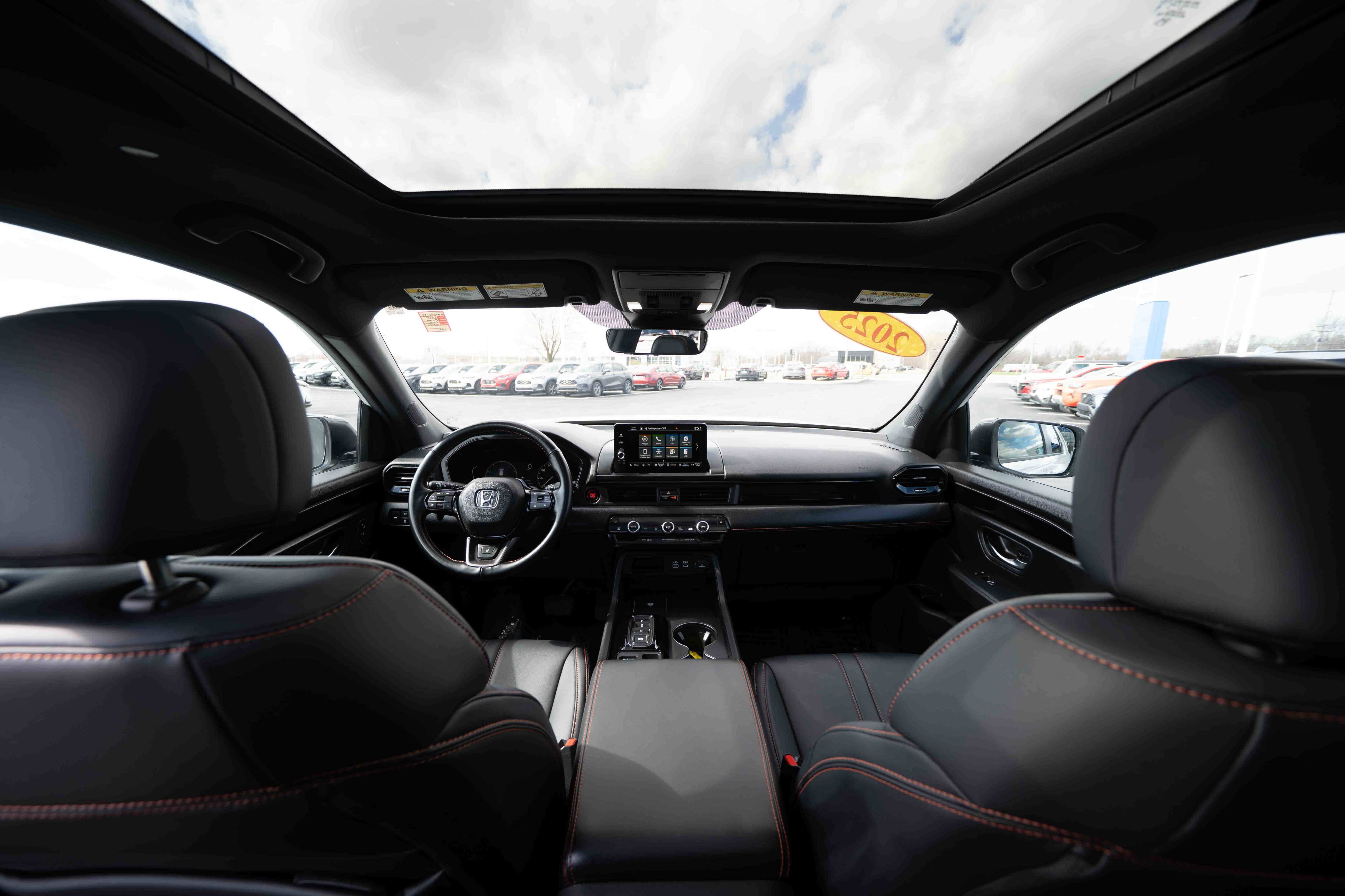 Certified 2025 Honda Pilot TrailSport image 19