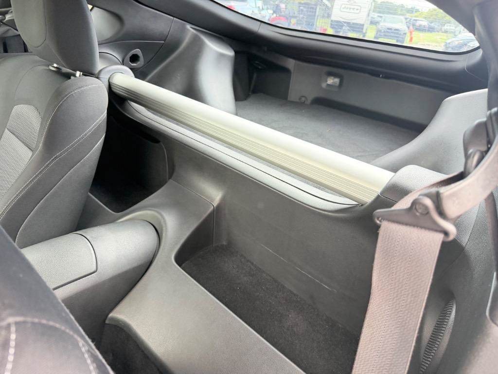 Used 2018 Nissan 370Z Coupe RWD image 14