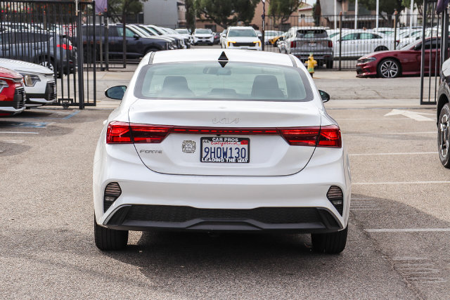 Used 2023 Kia Forte LXS FWD image 8