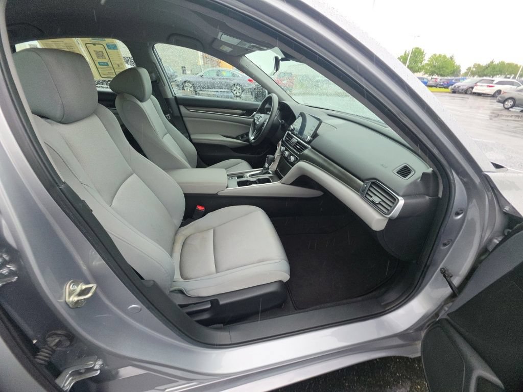 Used 2019 Honda Accord LX image 30