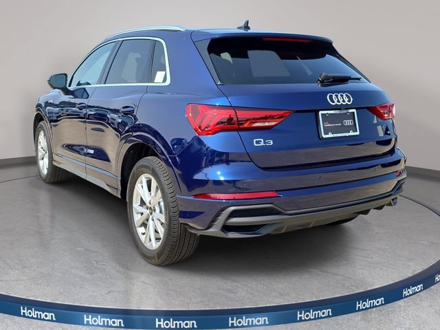 Certified 2024 Audi Q3 2.0T Premium w/ Convenience Package AWD/4WD image 7