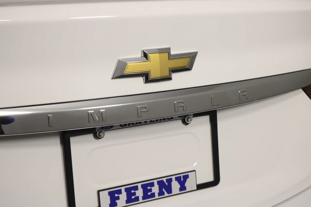 Used 2015 Chevrolet Impala LT FWD image 22