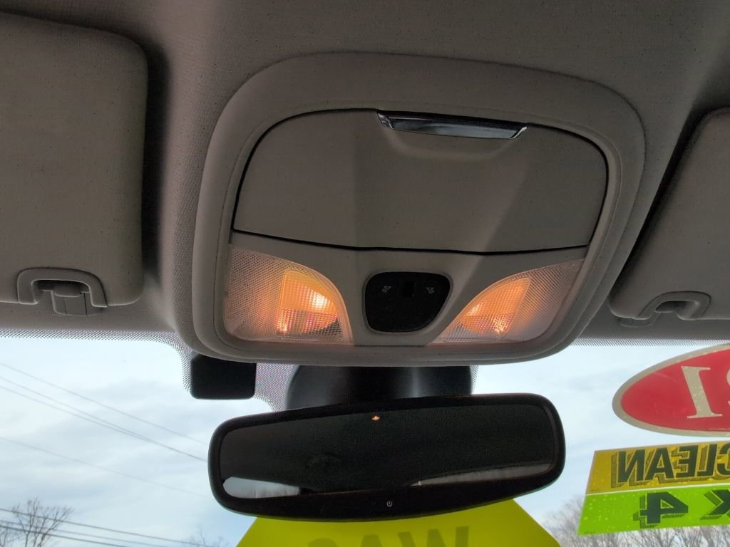 Used 2021 Jeep Cherokee Latitude Lux w/ Comfort/Convenience Group AWD/4WD image 24