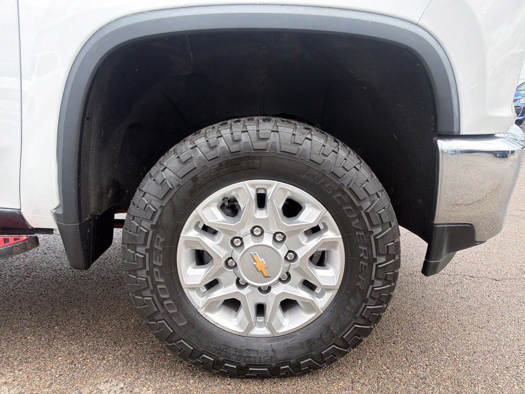 Used 2021 Chevrolet Silverado 2500 LT w/ Z71 Off-Road Package AWD/4WD image 31