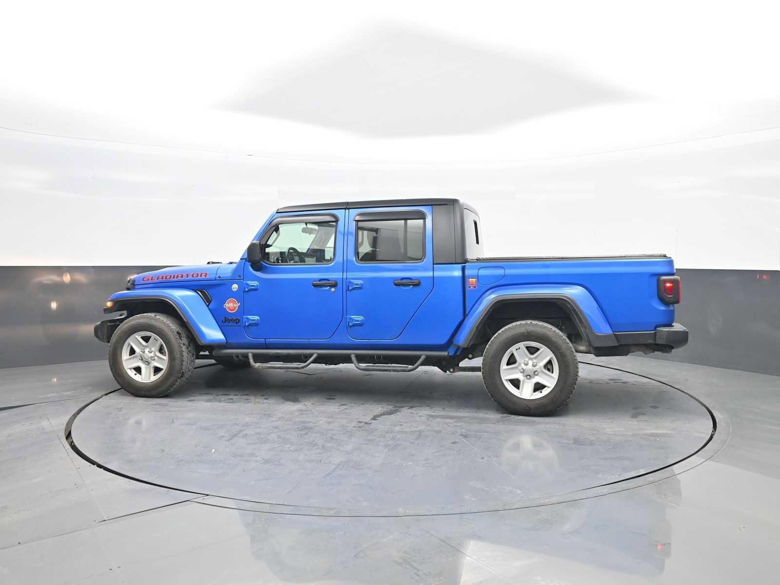 Used 2021 Jeep Gladiator Sport image 5