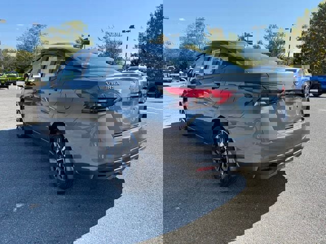 New 2025 Nissan Versa SV w/ Trunk Package image 7