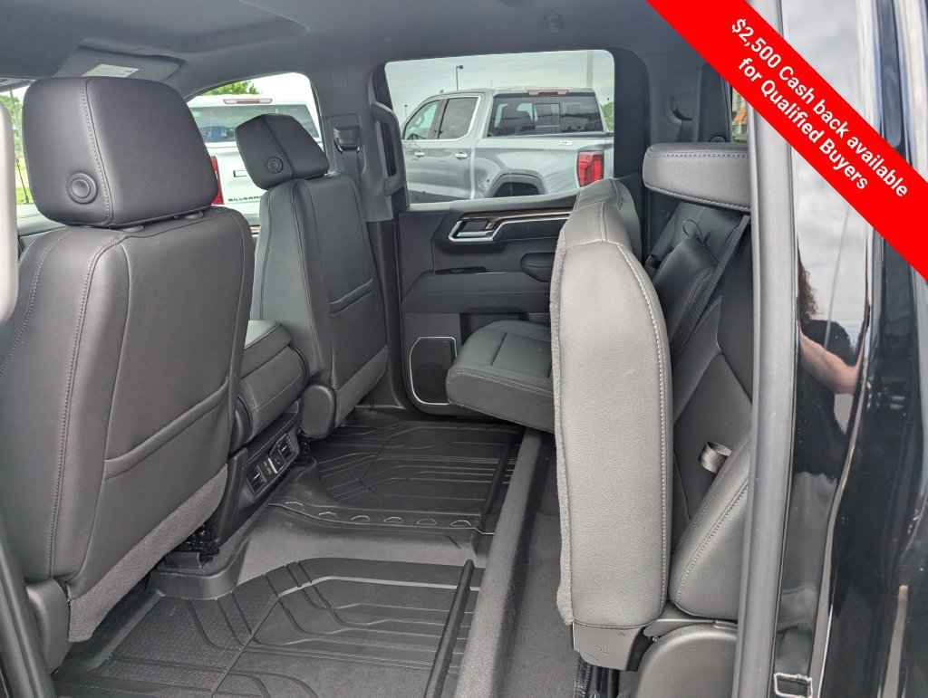 New 2026 Chevrolet Silverado 1500 LT w/ Leather Package AWD/4WD image 14