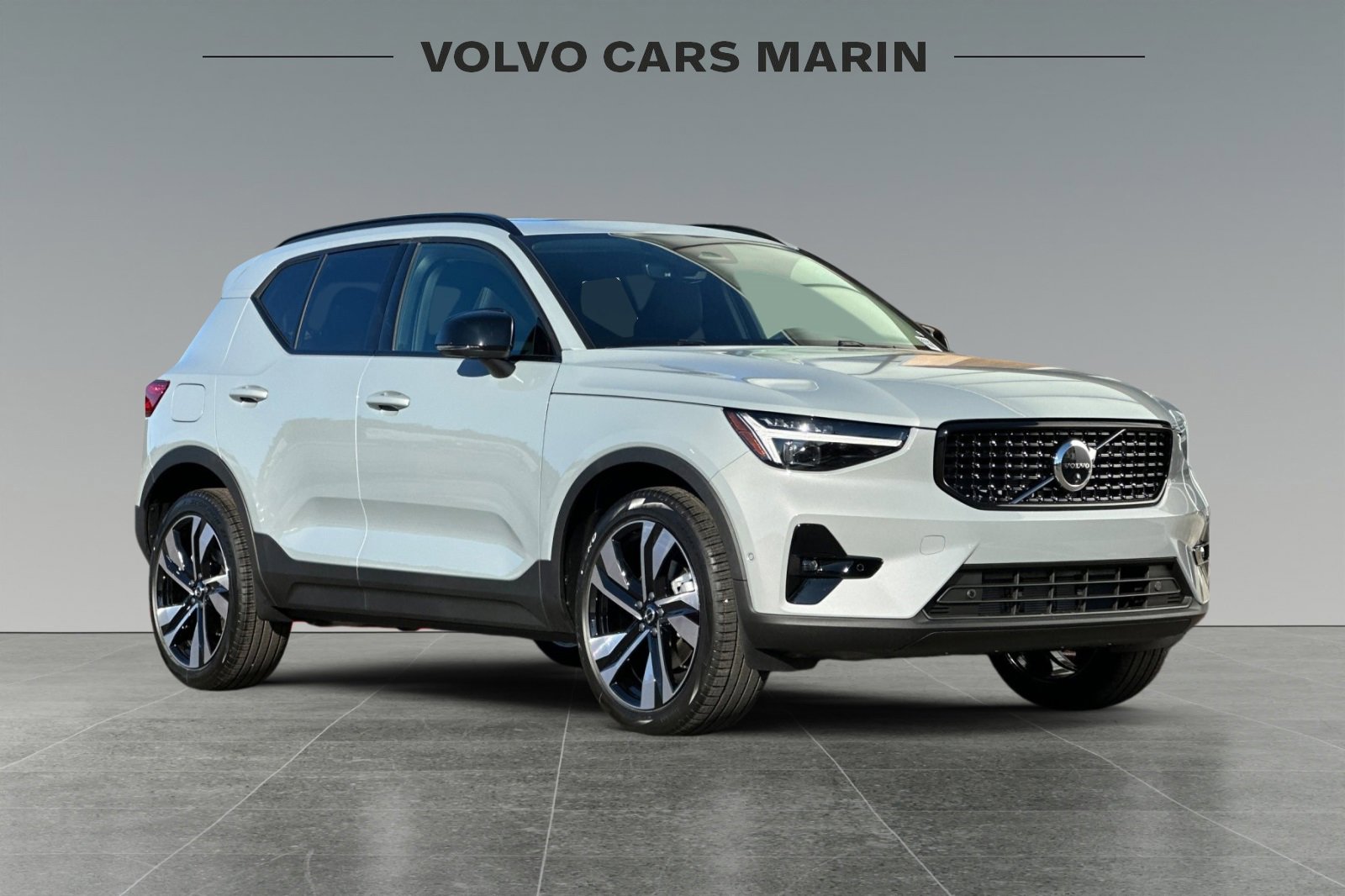 New 2026 Volvo XC40 B5 Ultra w/ Protection Package Premier image 9