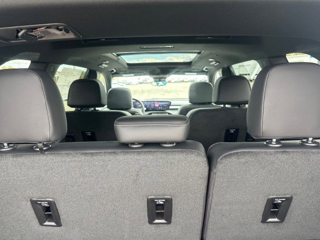 New 2026 Buick Enclave Avenir image 15