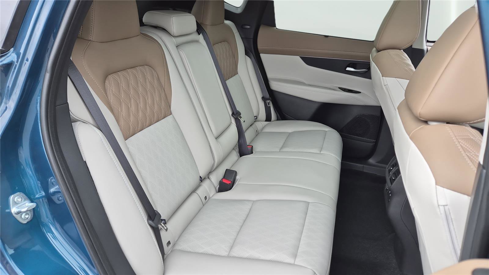 New 2026 Nissan Murano Platinum image 17