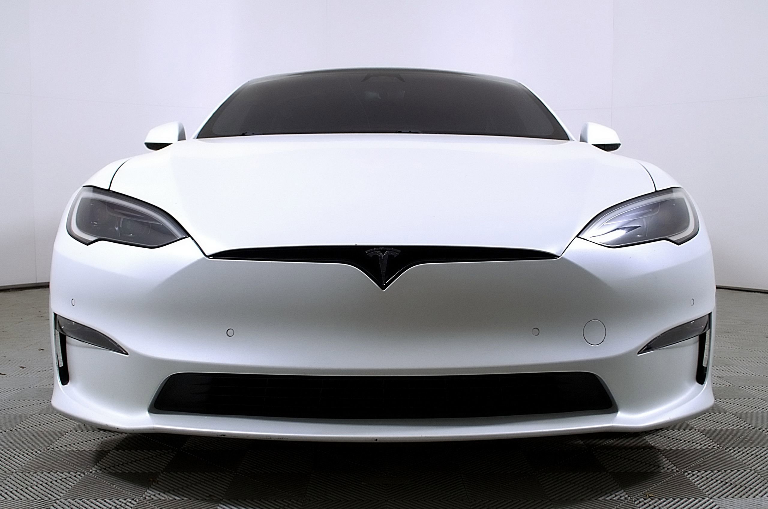 Used 2023 Tesla Model S image 5