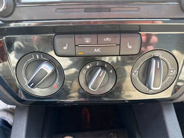 Used 2015 Volkswagen Jetta TDI S FWD image 29