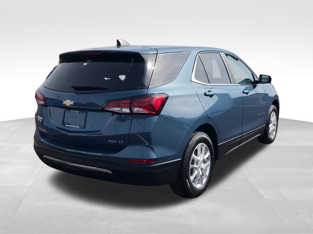 Used 2024 Chevrolet Equinox LT AWD/4WD image 8