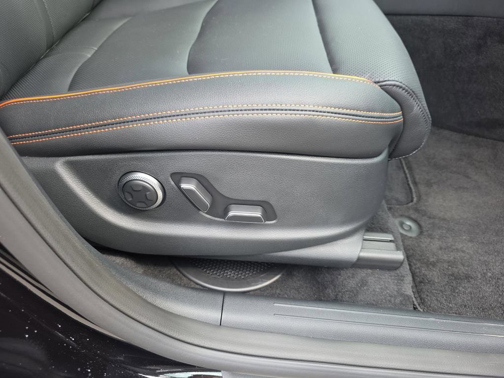 New 2026 Genesis GV70 2.5T Sport Prestige AWD/4WD image 29