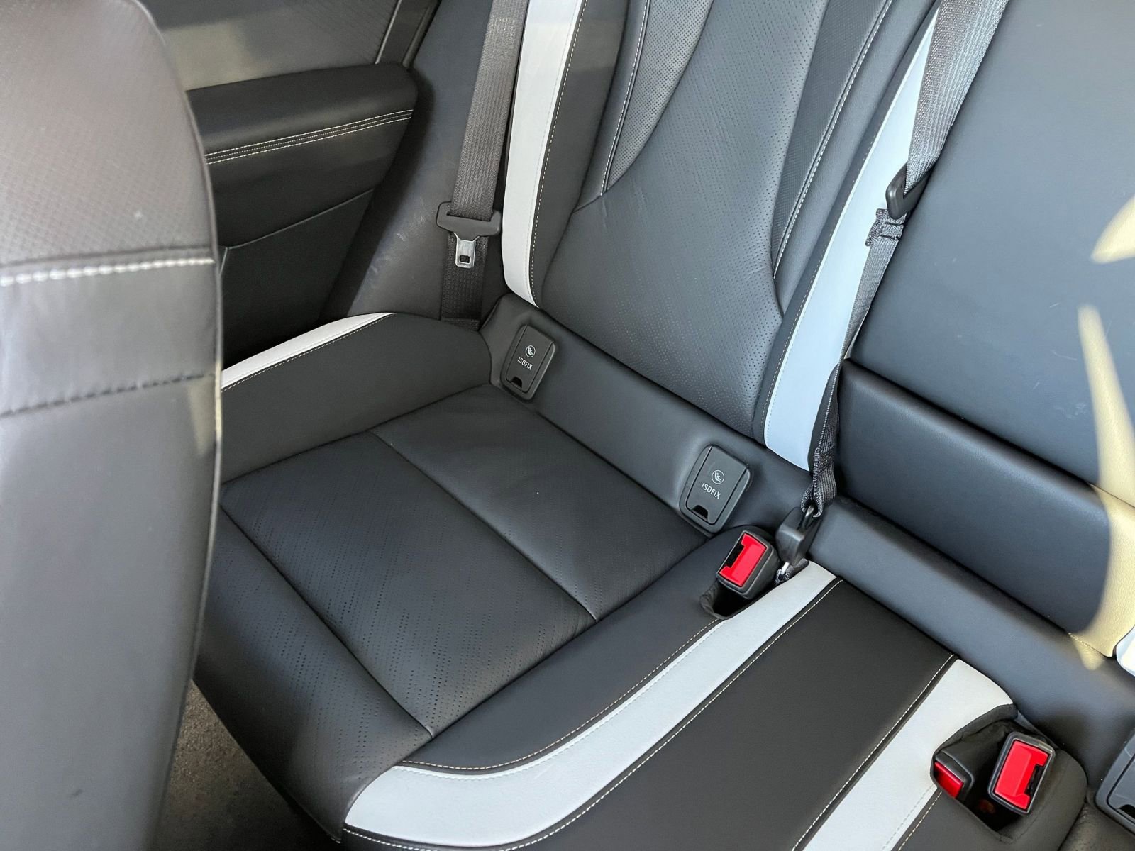 Used 2024 Buick Envision Sport Touring image 39