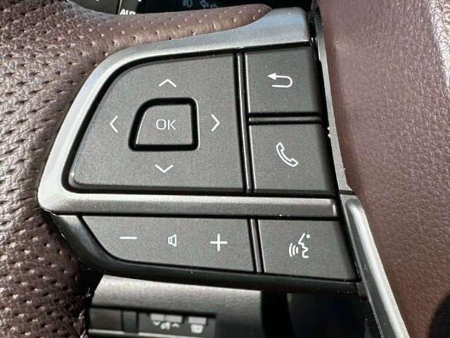 Used 2023 Toyota Sienna Platinum AWD/4WD image 41